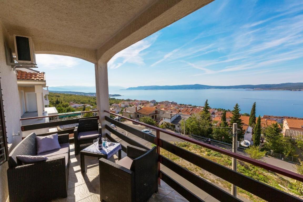 Stupar Lägenhet Crikvenica Rum bild